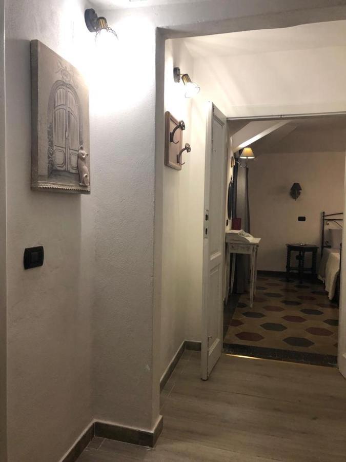 Casa Di Aristide Lägenhet Erba Exteriör bild
