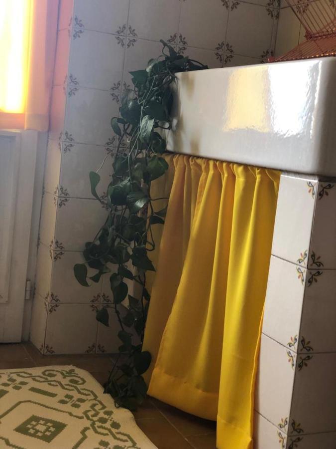 Casa Di Aristide Lägenhet Erba Exteriör bild
