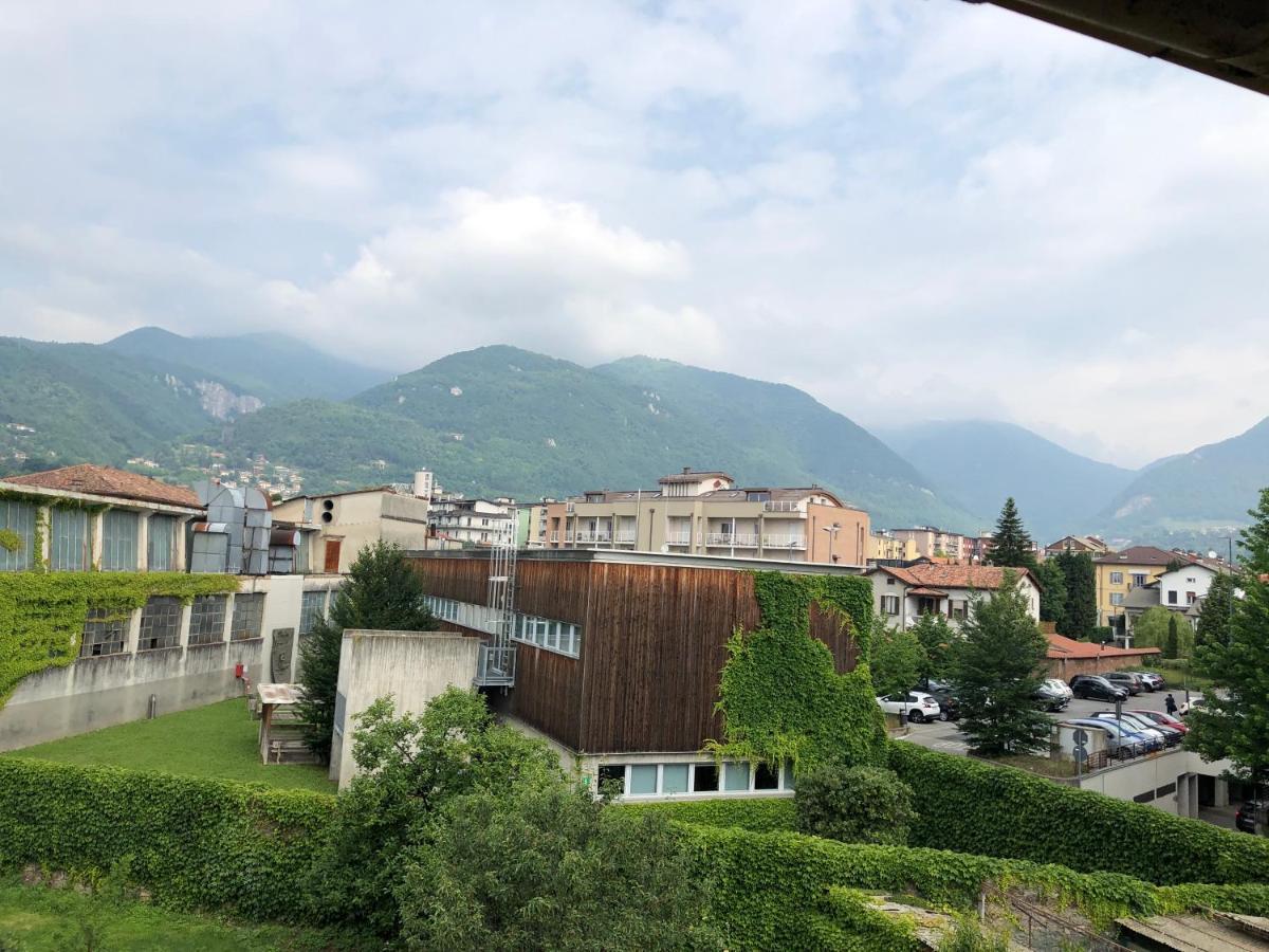 Casa Di Aristide Lägenhet Erba Exteriör bild